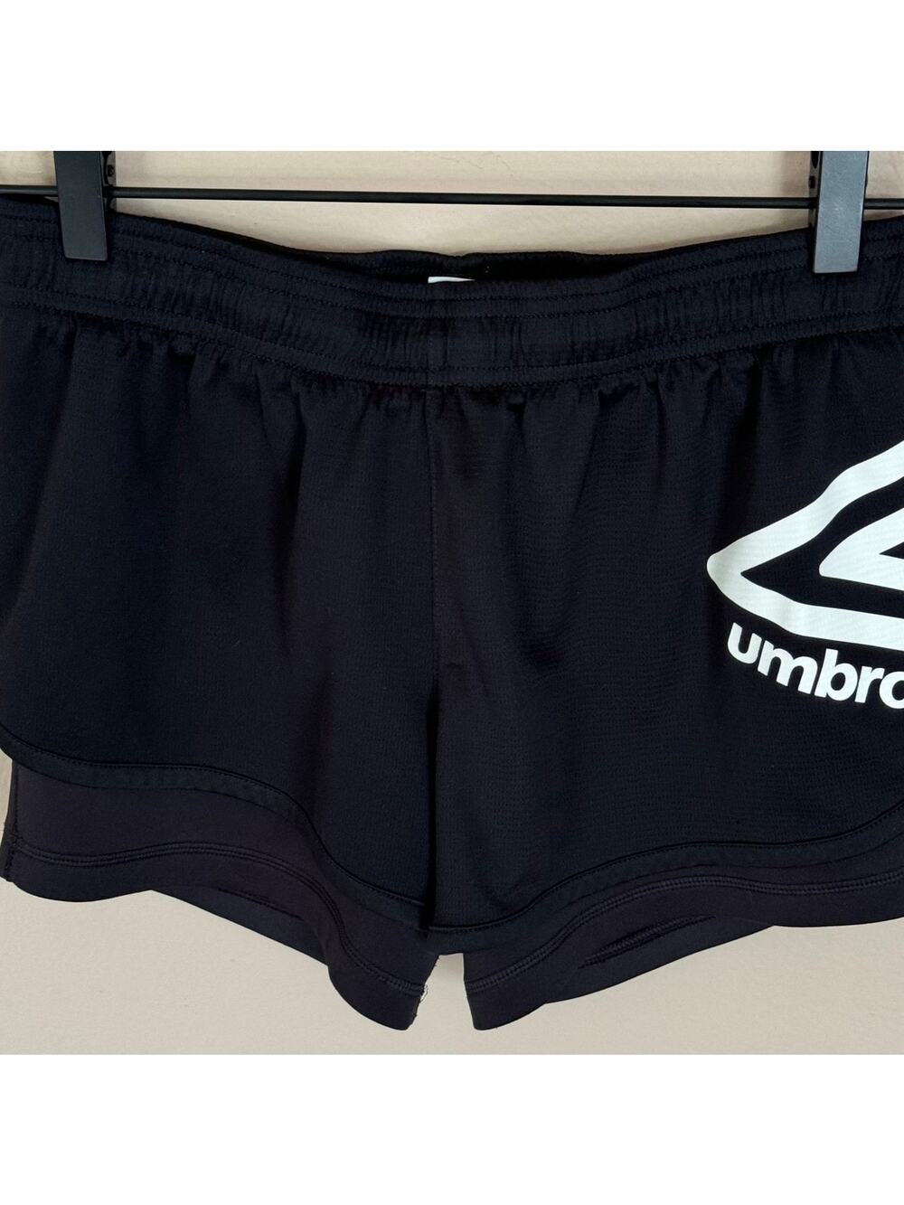Women’s XL (14/16) Umbro Shorts with liner